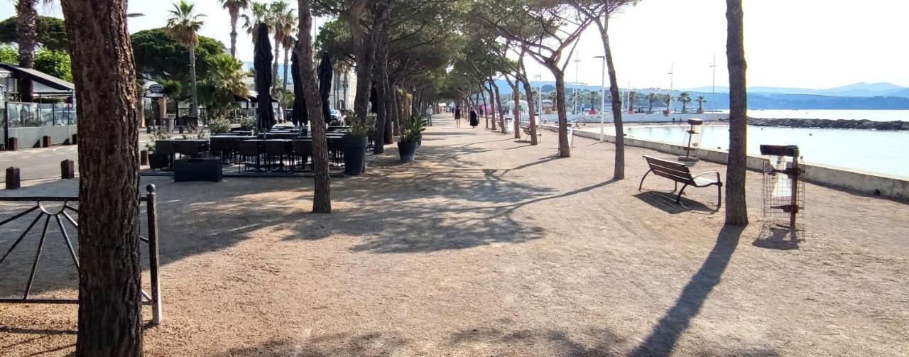Logement Climatise Avec Jardin Et Parking Pour 2 Personnes En Bord De Plage La Ciotat Bagian luar foto