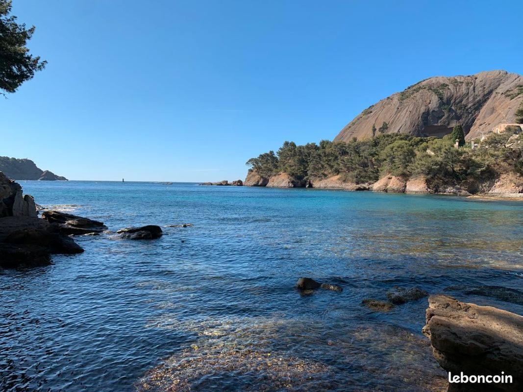 Logement Climatise Avec Jardin Et Parking Pour 2 Personnes En Bord De Plage La Ciotat Bagian luar foto
